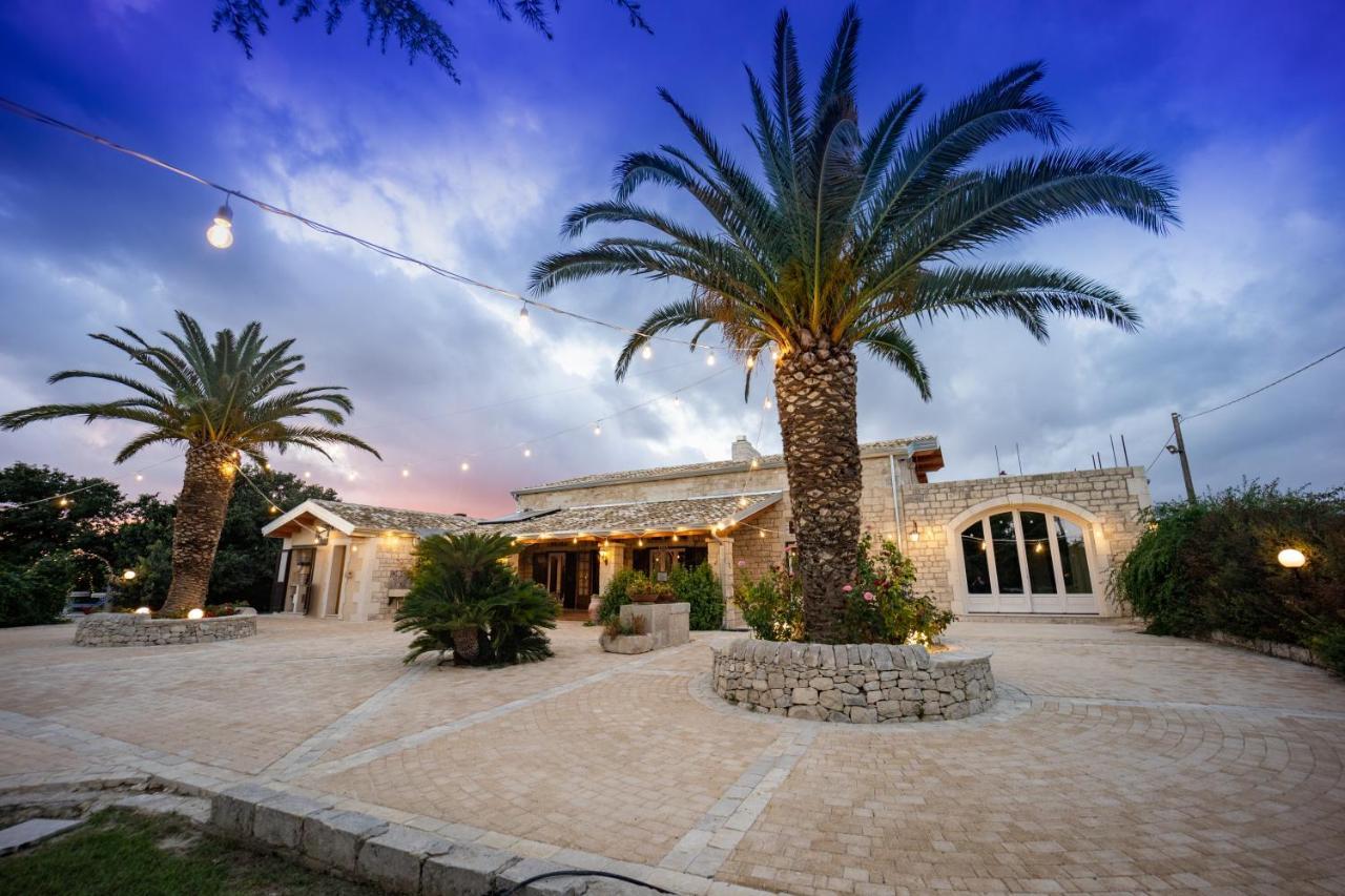 בית הארחה מודיקה 	Casale Della Contea מראה חיצוני תמונה
