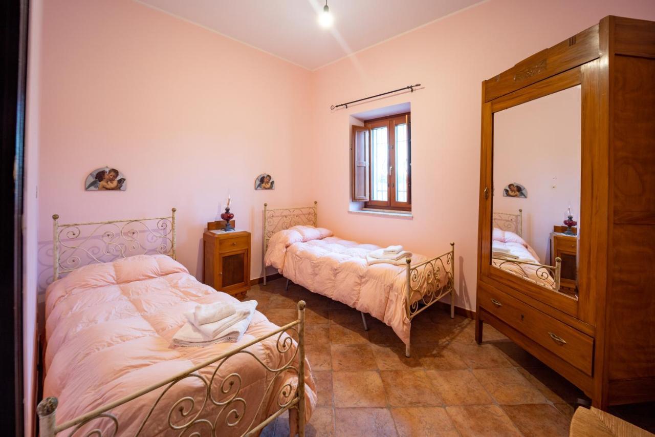 בית הארחה מודיקה 	Casale Della Contea מראה חיצוני תמונה