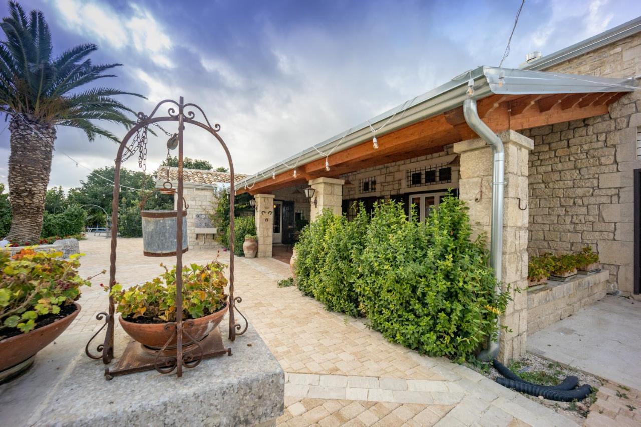 בית הארחה מודיקה 	Casale Della Contea מראה חיצוני תמונה