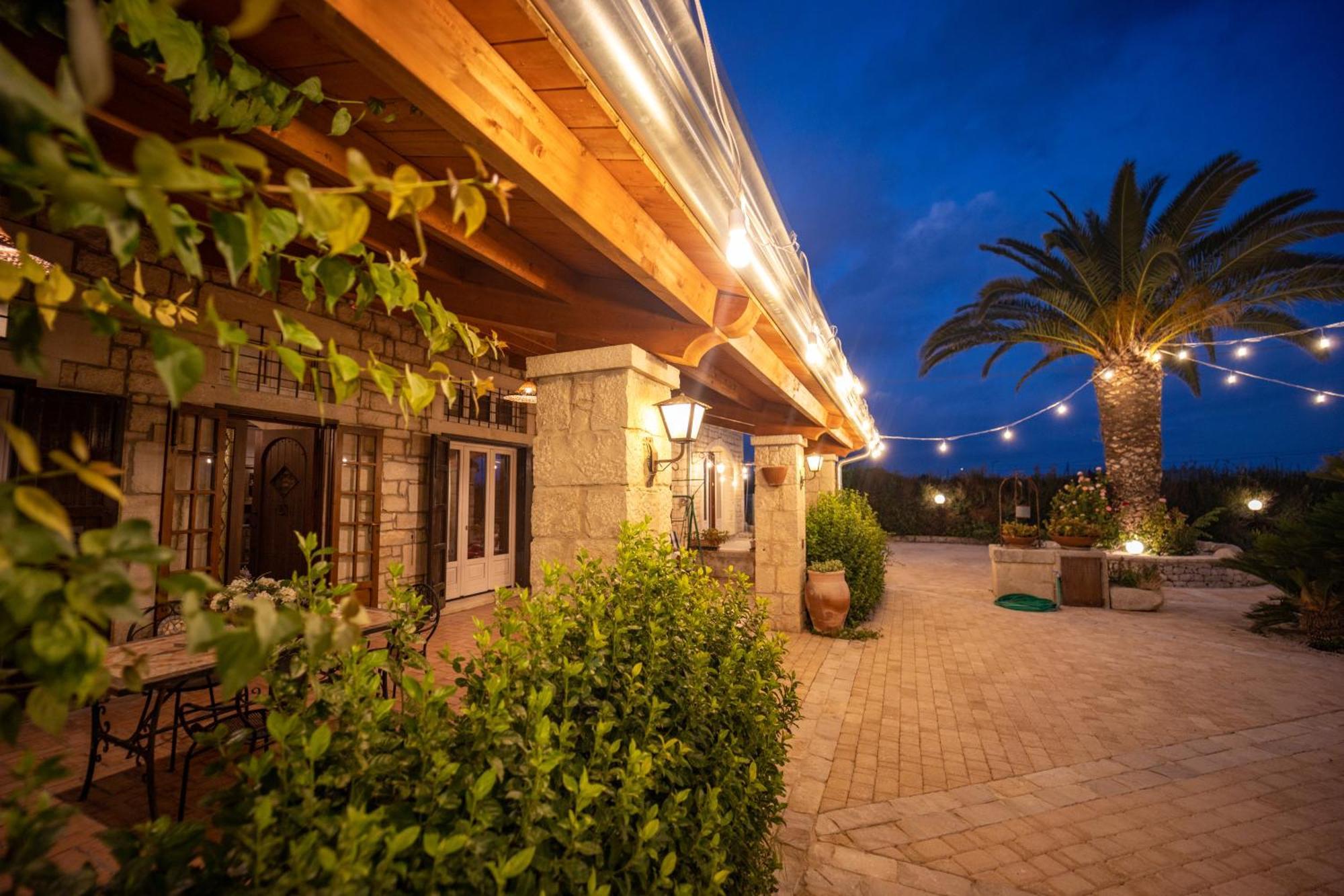 בית הארחה מודיקה 	Casale Della Contea מראה חיצוני תמונה